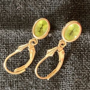 Mermaid's Simple Little dangly Gold/Peridot Earrings
